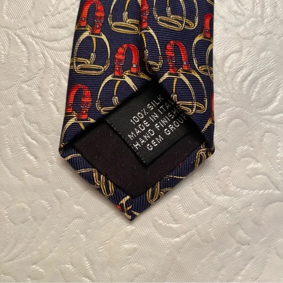 Paolo Gucci Equestrian Navy Blue Red Gold Saddle Stirrups Men’s 100% Silk Tie - Picture 6 of 6